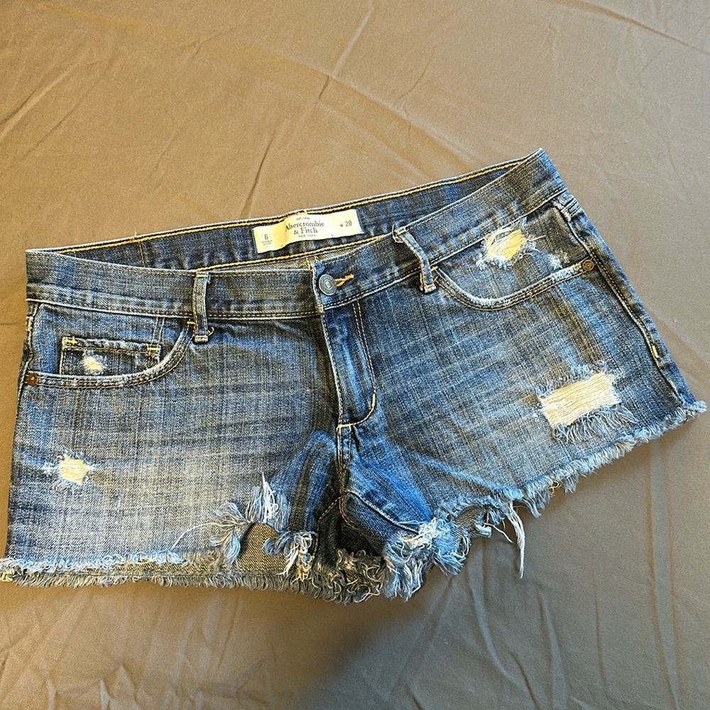 Abercrombie & Fitch shirts size 6 28